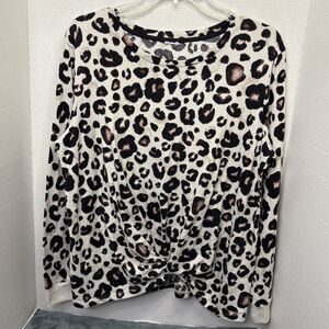 Women’s Leopard Print Pajama Set